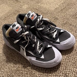 Nike Sacai Men's Black and White Casual Sneakers Size 9